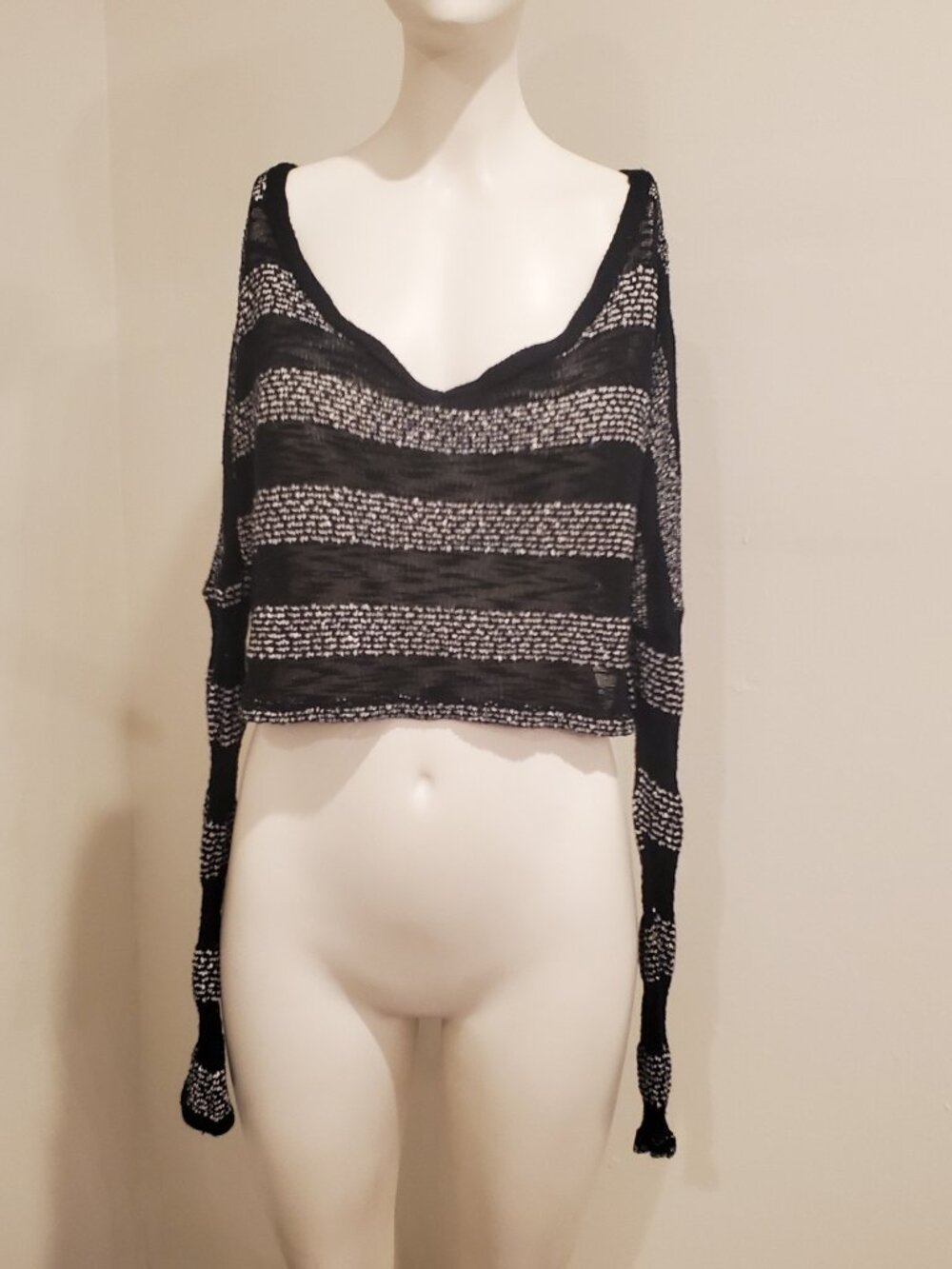 Charlotte Russe Womens Striped Open Knit Crop Sweater Top Black White XS